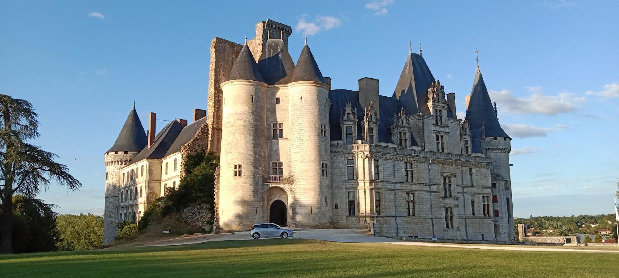 Bonabri Vacances - Chambres D'Hotes Chazelles  Eksteriør billede